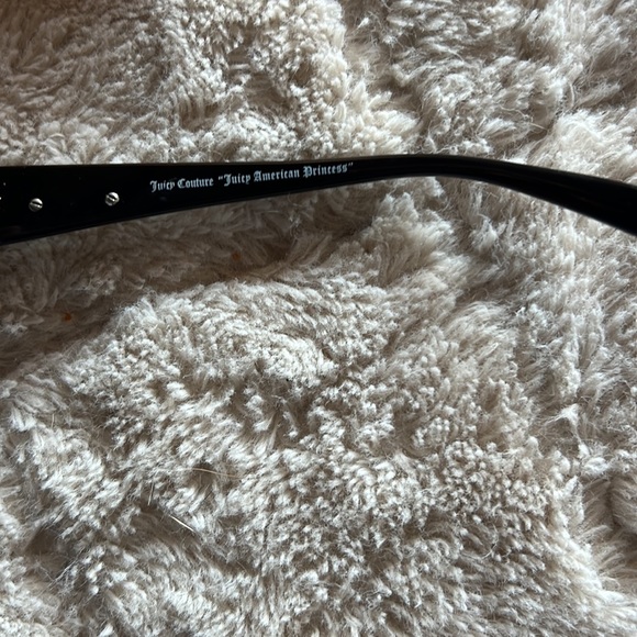 5/$35 Juicy couture prescription frames with original box and dust cloth - Picture 4 of 13